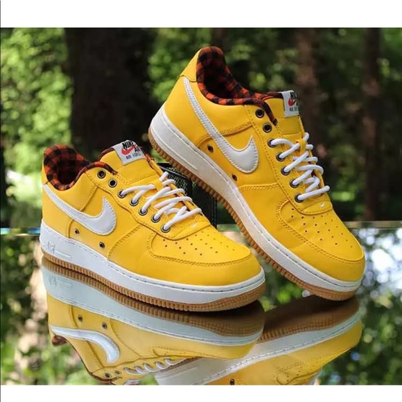 Nike Air Force 1 ‘07 LV8 Low Shoes - Picture 7 of 8